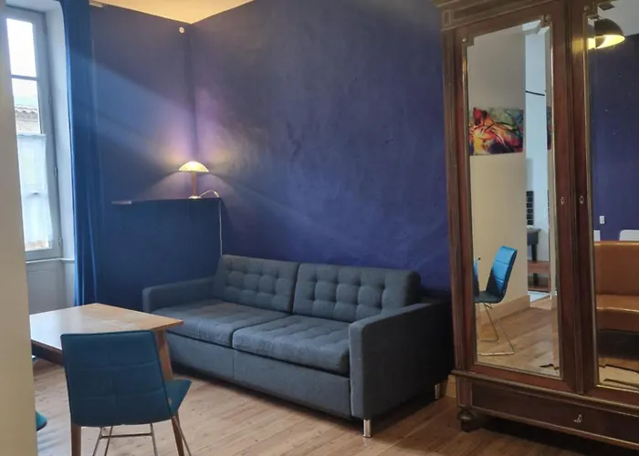 Le Jardin Aux Camélias Alloggio in famiglia La Roche-sur-Yon